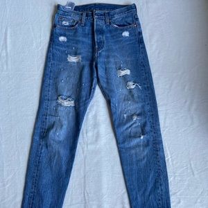 Vintage ripped mom jeans